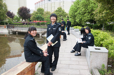 上饶市人民警察学院中专:培育英才的摇篮